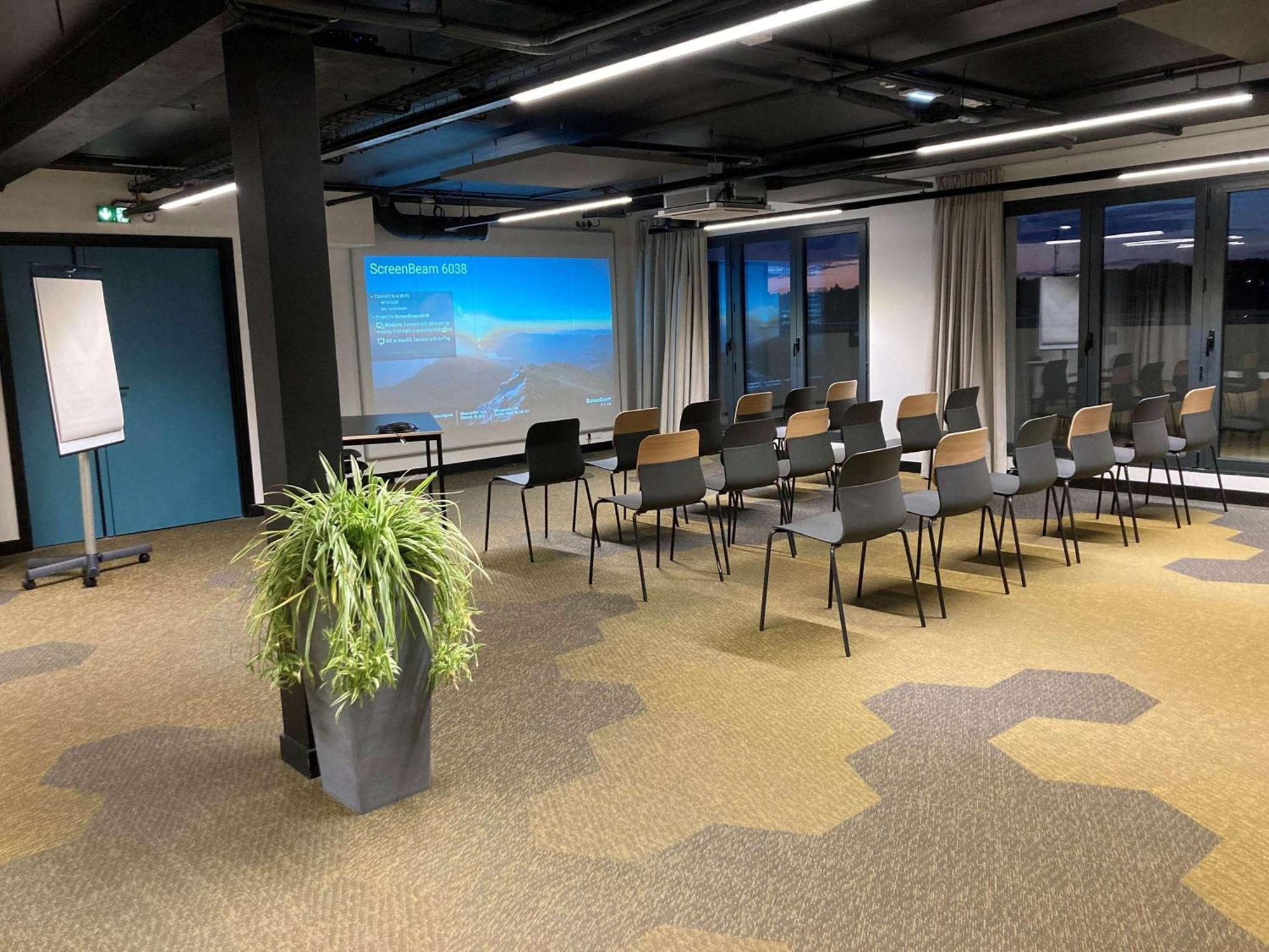 Ibis Styles Dreux Centre Gare Exterior foto