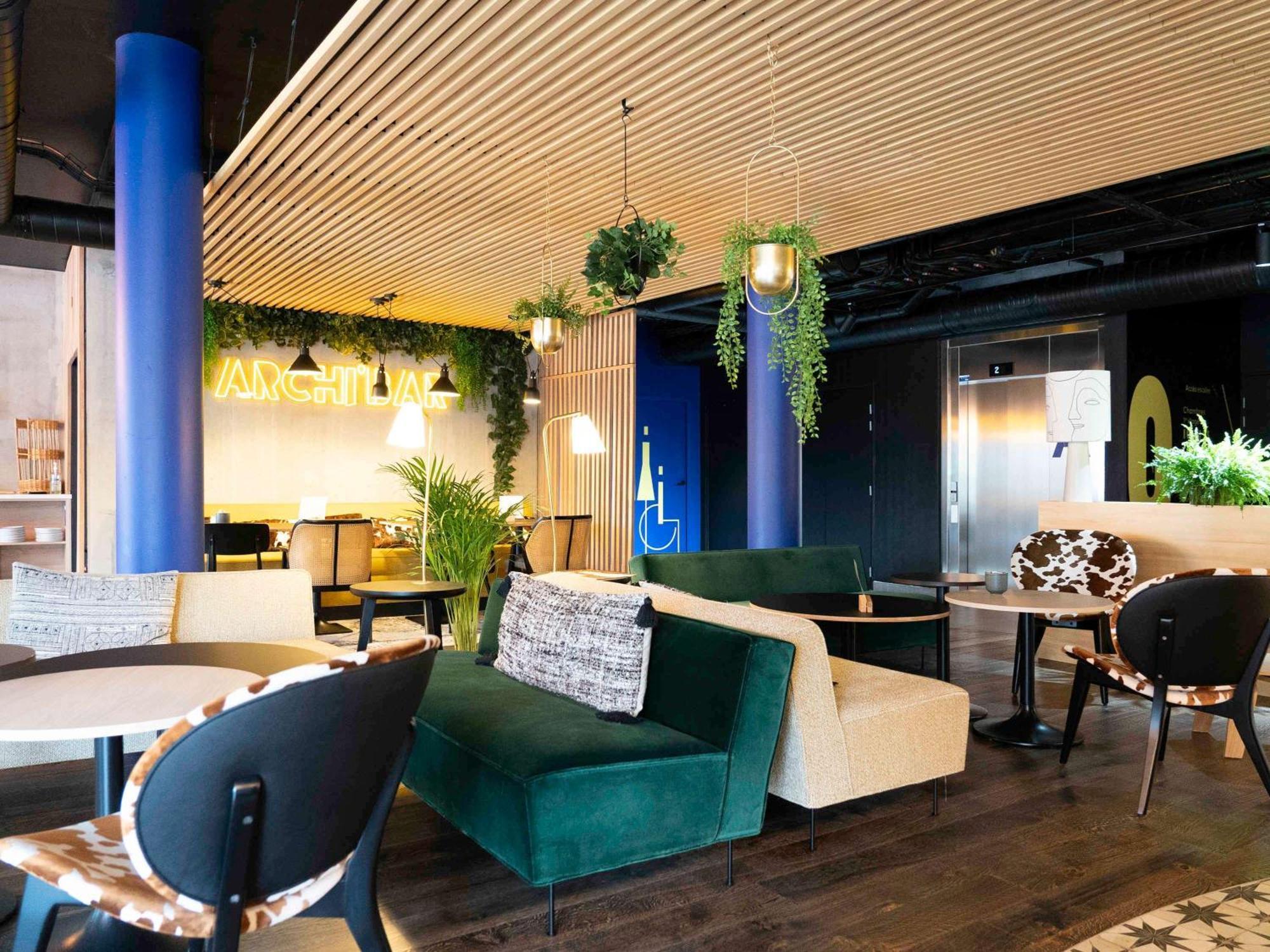 Ibis Styles Dreux Centre Gare Exterior foto