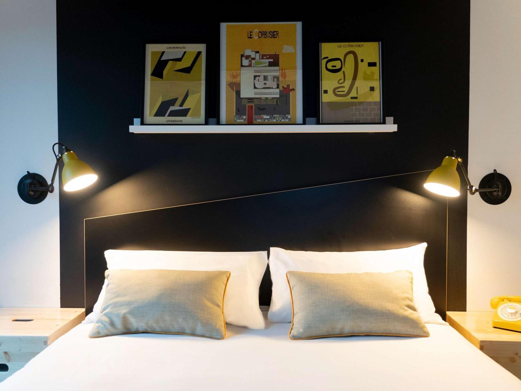 Ibis Styles Dreux Centre Gare Exterior foto