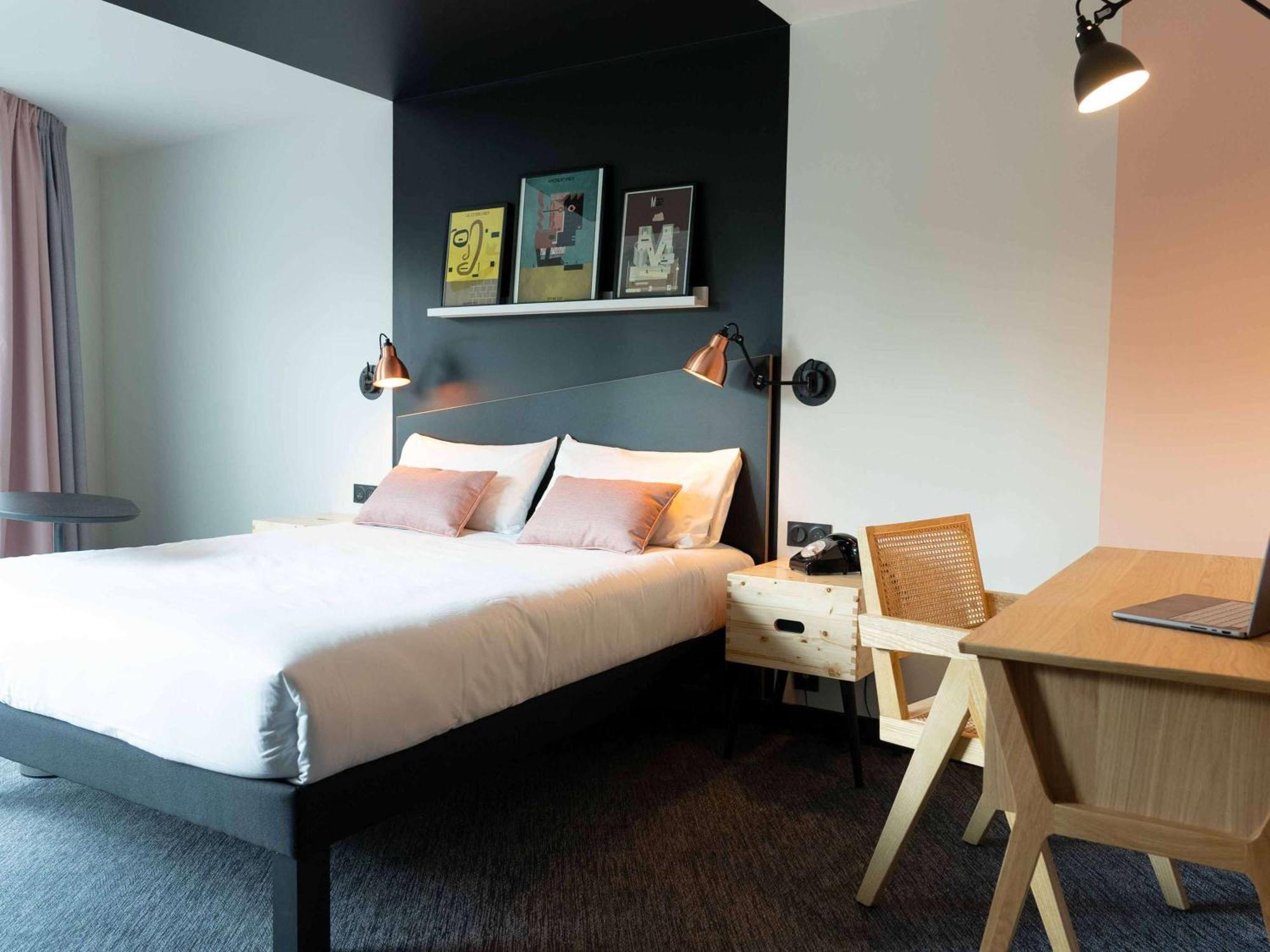Ibis Styles Dreux Centre Gare Exterior foto